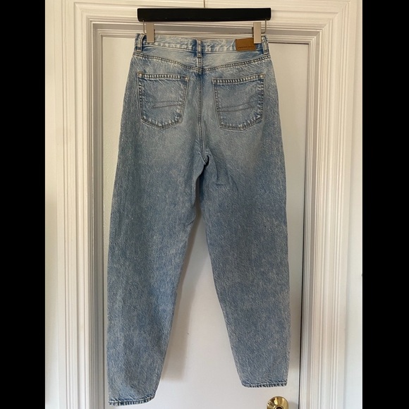 American Eagle Mom Jeans - Picture 2 of 2
